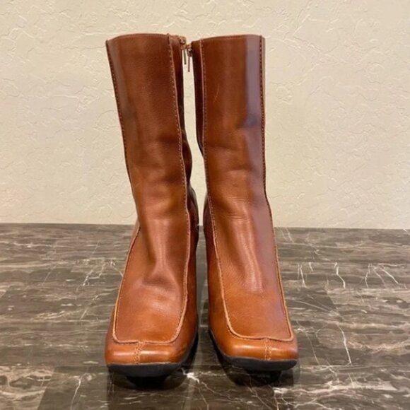 Kenneth Cole Retro Style Leather Boots - Picture 2 of 4